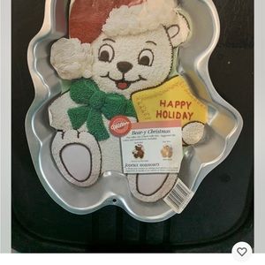 Wilton Retired Cake Pan Bear-y Christmas